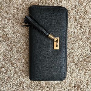 Black wallet